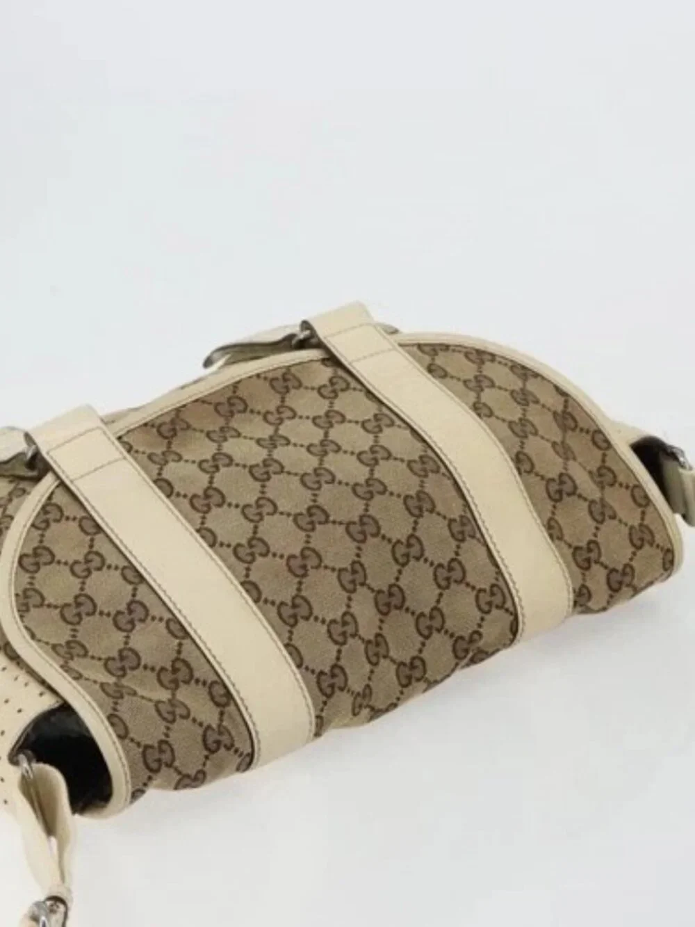 GUCCI GG Canvas Shoulder Bag Beige Silver 145859 Auth 181188